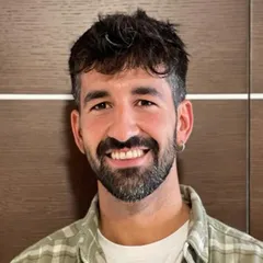 Sergio Lepone, autor del directorio, en un retrato de medio cuerpo